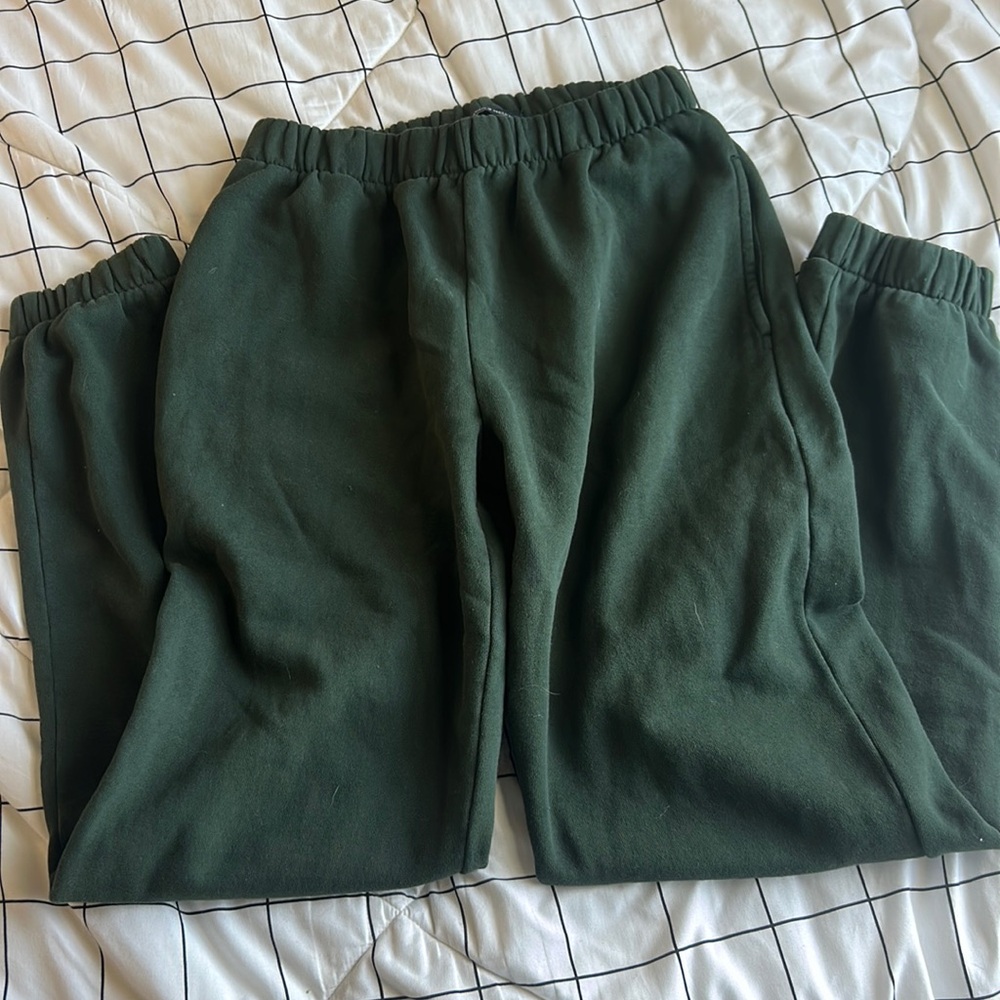 Brandy Melville Rosa sweatpants